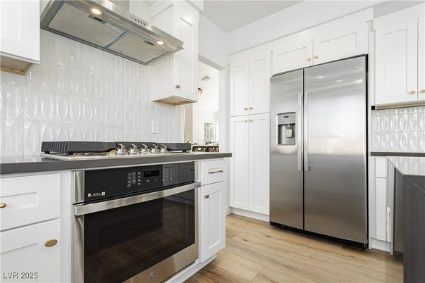 Interior, Kitchen, Stainless Steel Appliances, Wood Texture Flooring