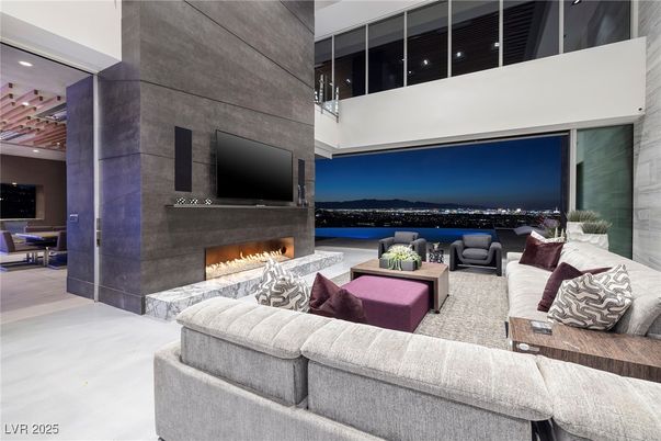 Fireplace, Interior, Living room, Recessed Lighting