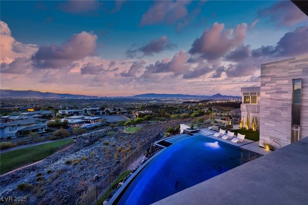 Exterior, Pool, Other