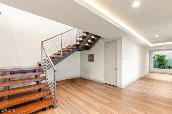 Interior, Recessed Lighting, Wood Texture Flooring