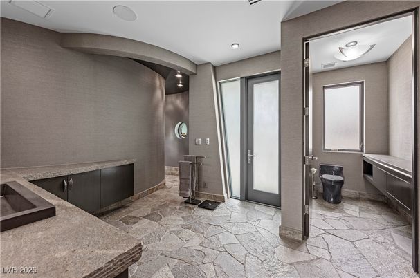 Interior, Recessed Lighting