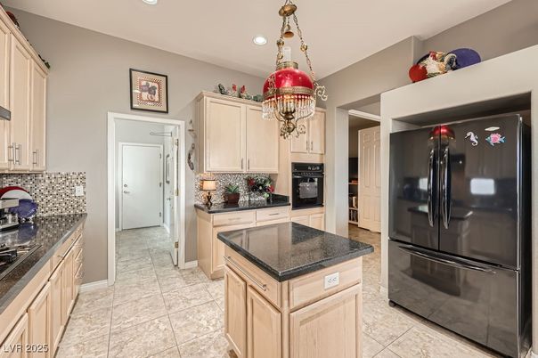 Interior, Kitchen, Pendant Lights, Recessed Lighting