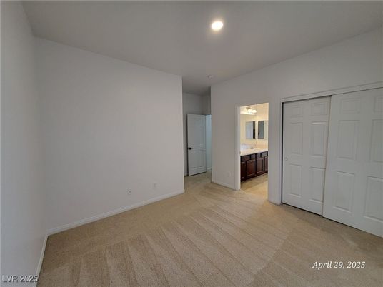 Bathroom, Empty room, Interior, Recessed Lighting