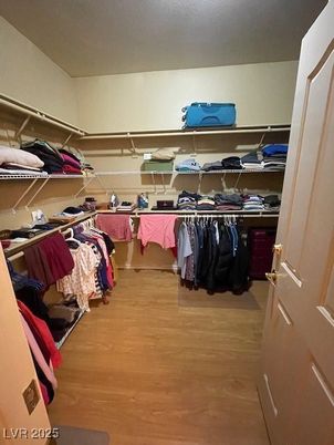 Interior, Walk-in Closets, Wood Texture Flooring