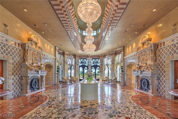 Chandelier, Fireplace, Interior, Recessed Lighting