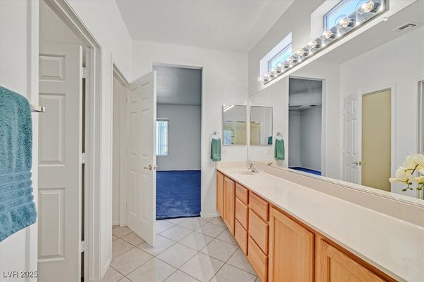 Bathroom, Dual Sink Vanities, Interior