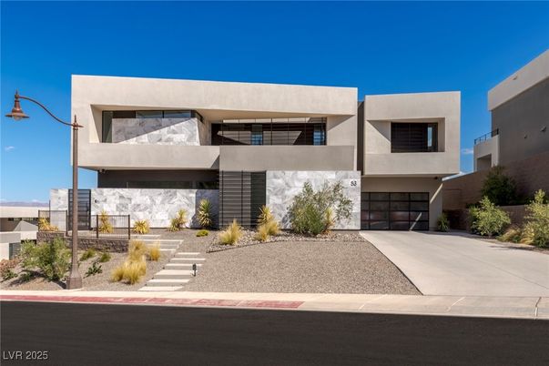 Attached, Exterior, Facade, Modern