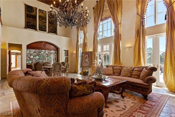 Chandelier, Dining room, Interior, Living room