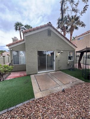 Backyard, Exterior, Playground