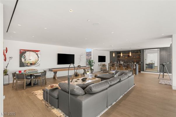 Dining room, Interior, Living room, Pendant Lights, Recessed Lighting, Wood Texture Flooring