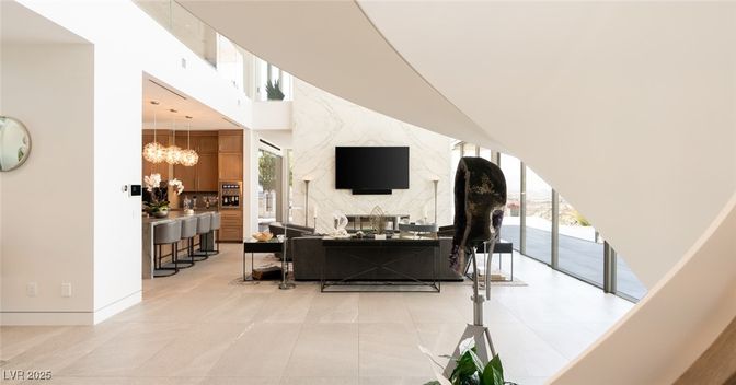 Interior, Kitchen, Living room, Marble Walls, Pendant Lights