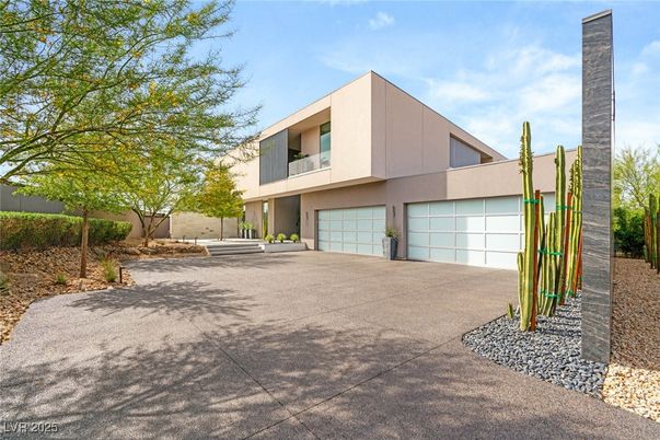Attached, Exterior, Facade, Modern