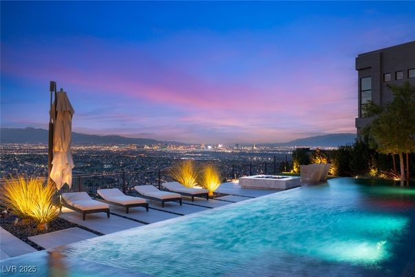 Exterior, Pool, Other