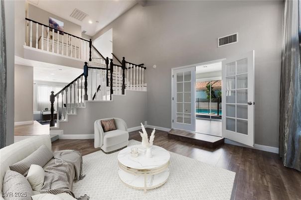 Interior, Recessed Lighting, Wood Texture Flooring