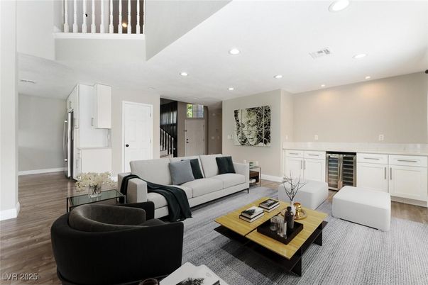 Interior, Kitchen, Living room, Recessed Lighting, Wood Texture Flooring