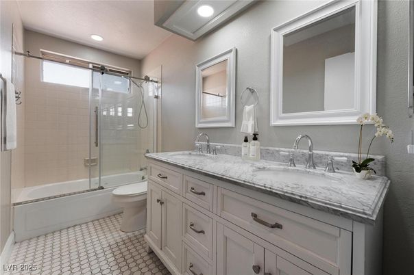 Bathroom, Dual Sink Vanities, Glass Shower, Interior, Recessed Lighting
