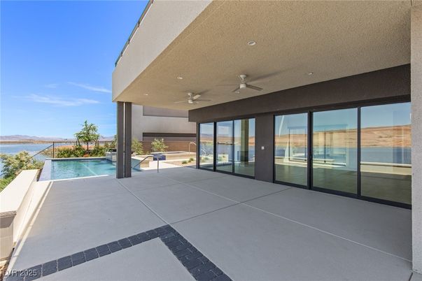 Exterior, Pool, Water