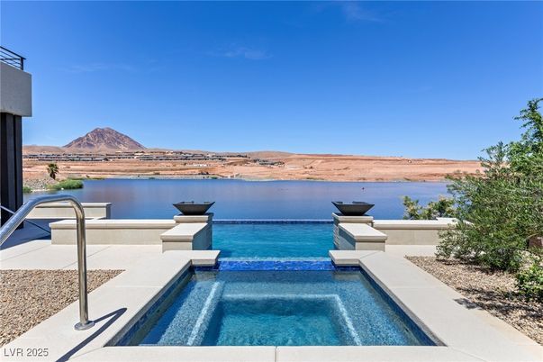 Exterior, Lake, Pool, Water