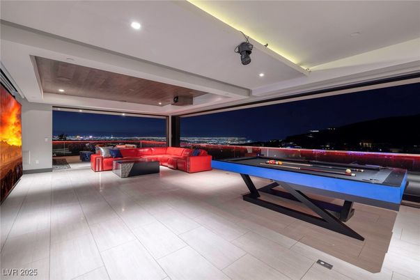 Billiard Table, Game Room, Interior, Recessed Lighting