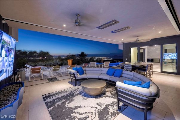 Dining room, Interior, Living room, Recessed Lighting