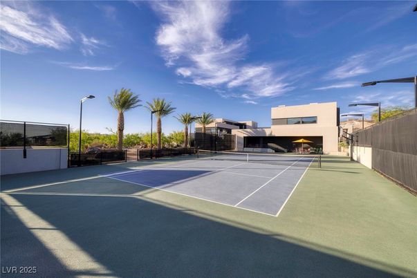 Exterior, Tennis Courts