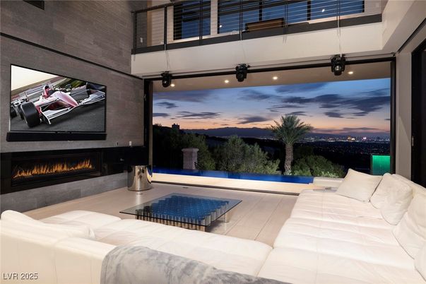 Fireplace, Interior, Living room