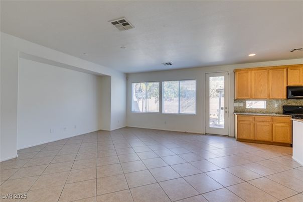 Empty room, Interior, Kitchen, Recessed Lighting