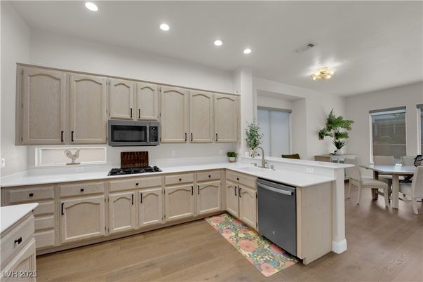 Dining room, Interior, Kitchen, Recessed Lighting, Wood Texture Flooring
