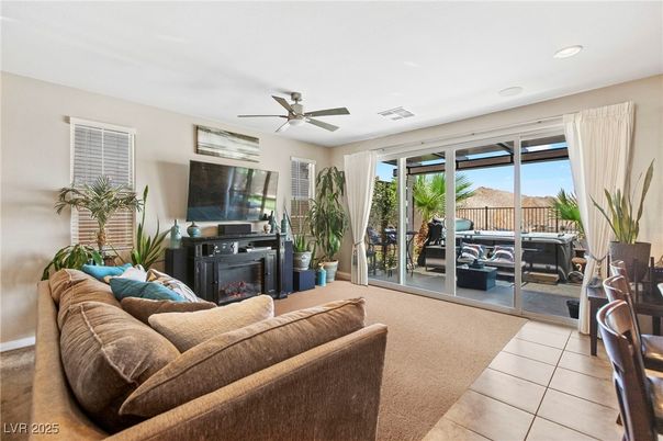 Fireplace, Interior, Living room, Recessed Lighting