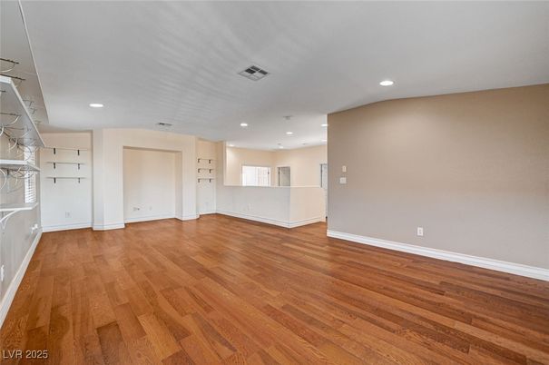 Empty room, Interior, Recessed Lighting, Wood Texture Flooring
