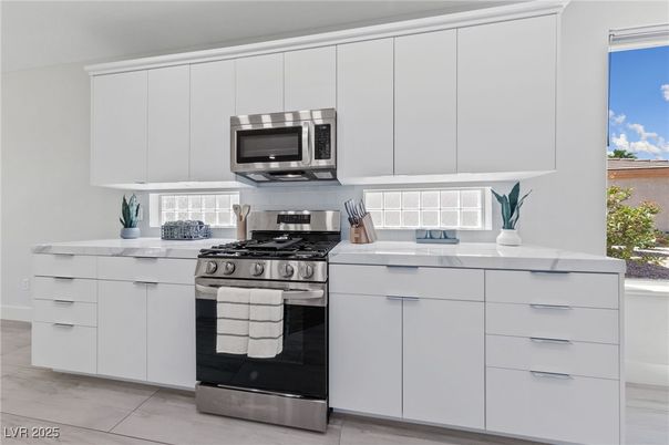 Interior, Kitchen, Stainless Steel Appliances