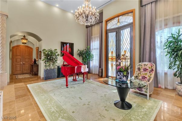 Chandelier, Interior, Piano, Recessed Lighting