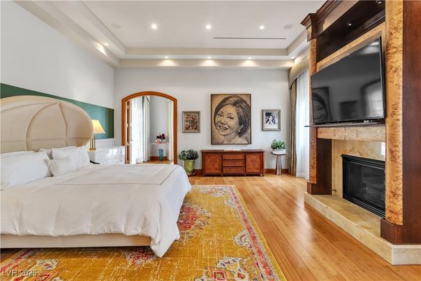 Bedroom, Fireplace, Interior, Recessed Lighting, Wood Texture Flooring