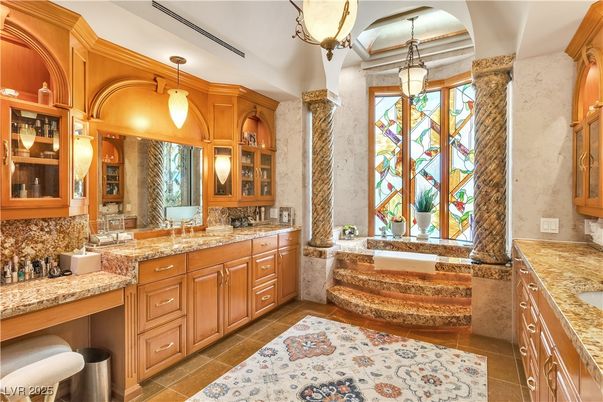 Bathroom, Interior, Pendant Lights