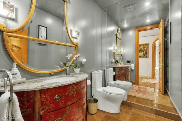 Bathroom, Interior, Recessed Lighting