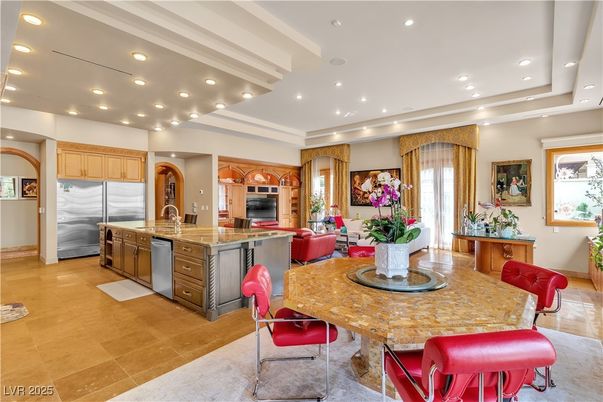 Interior, Kitchen, Living room, Recessed Lighting, Stainless Steel Appliances