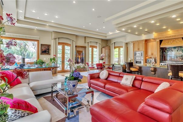 Dining room, Interior, Kitchen, Living room, Recessed Lighting