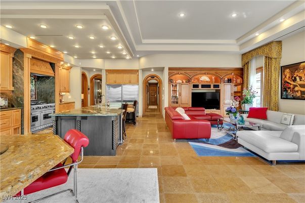 Interior, Kitchen, Living room, Recessed Lighting, Stainless Steel Appliances