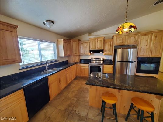 Interior, Kitchen, Pendant Lights, Stainless Steel Appliances