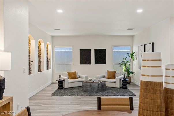 Interior, Living room, Recessed Lighting, Wood Texture Flooring