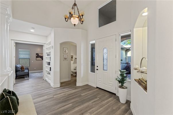 Chandelier, Interior, Recessed Lighting, Wood Texture Flooring