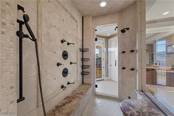 Bathroom, Interior, Recessed Lighting