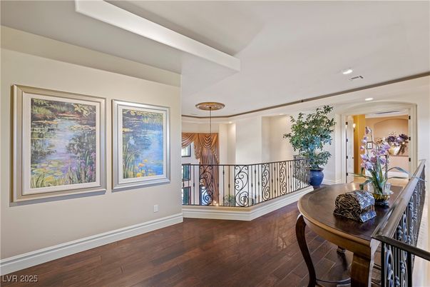 Dining room, Interior, Pendant Lights, Recessed Lighting, Wood Texture Flooring