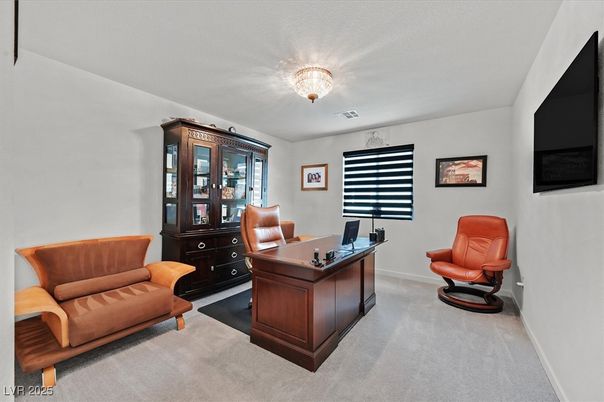 Home Office, Interior