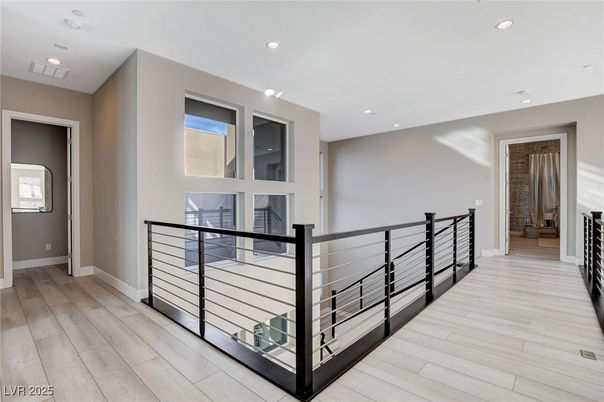 Interior, Recessed Lighting, Wood Texture Flooring