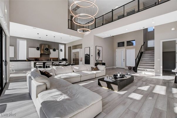 Interior, Kitchen, Living room, Pendant Lights, Recessed Lighting, Wood Texture Flooring