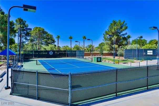 Exterior, Tennis Courts
