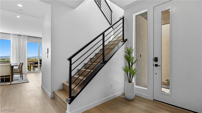 Interior, Recessed Lighting, Wood Texture Flooring