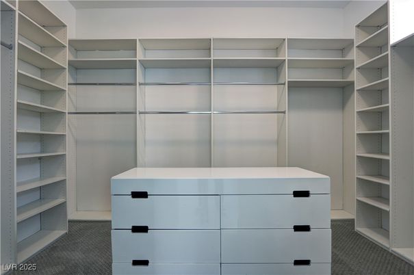 Interior, Walk-in Closets