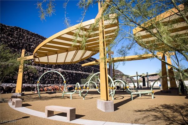 Backyard, Exterior, Playground
